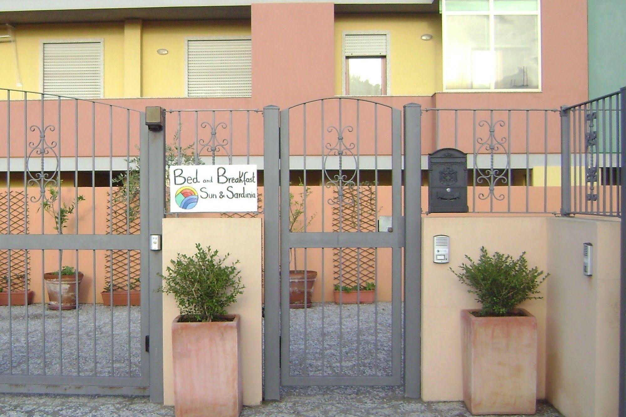 Sun&Sardinia Hotel Monserrato Exterior photo