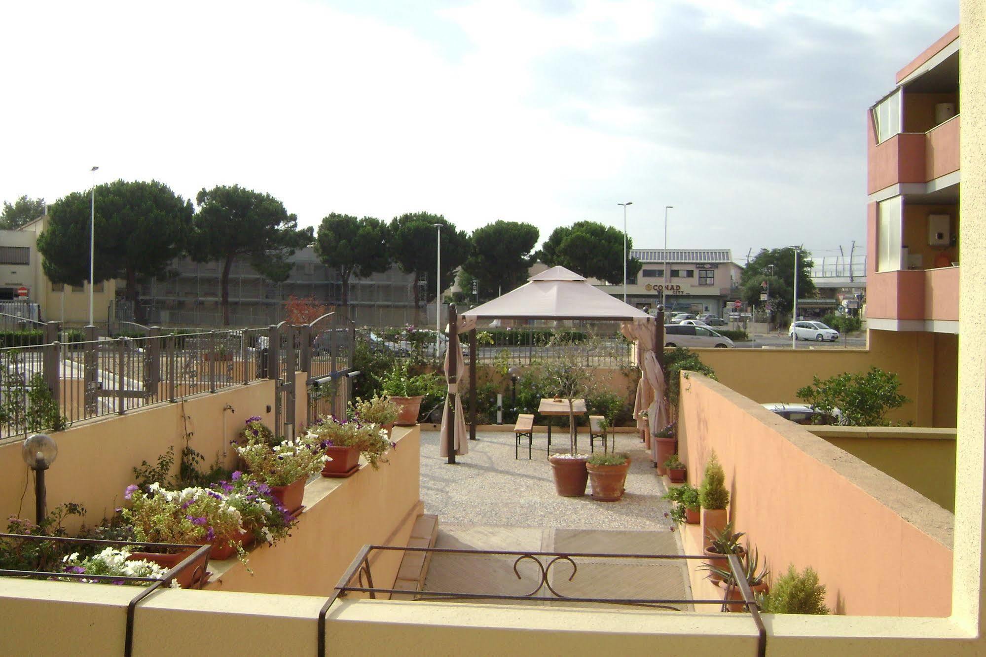 Sun&Sardinia Hotel Monserrato Exterior photo